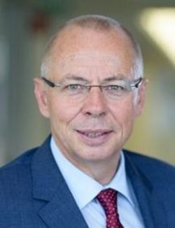 Portraitfoto von Prof. Dr. Stefan Bendlinger