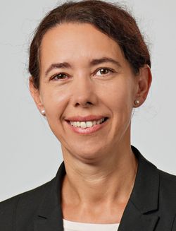 Portraitfoto von Yvonne Heidler