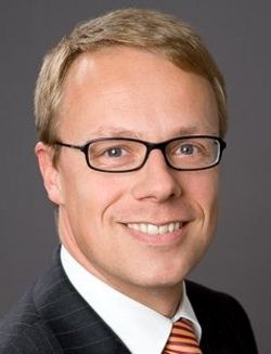 Portraitfoto von Dr. Volkmar Kruk