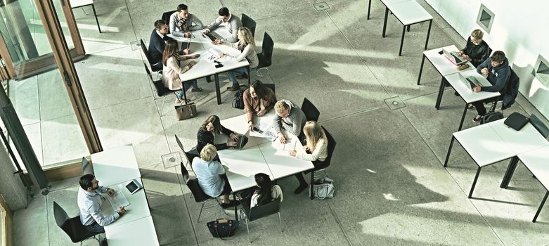 Kompaktstudium Strategisches Marketing Bildmotiv zum Kompaktstudium Strategisches Marketing