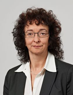 Portraitfoto von Monika Weltin